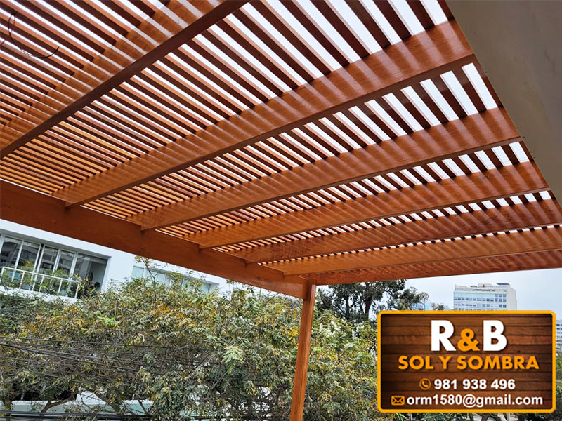 fabricación e instalación de escaleras de madera, techos de madera, techos sol y sombra, techos colgantes