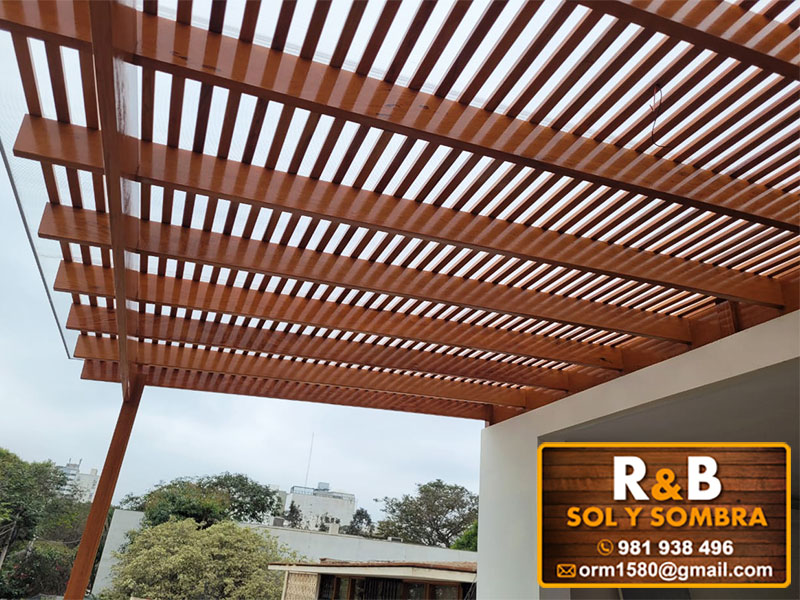 fabricación e instalación de escaleras de madera, techos de madera, techos sol y sombra, techos colgantes