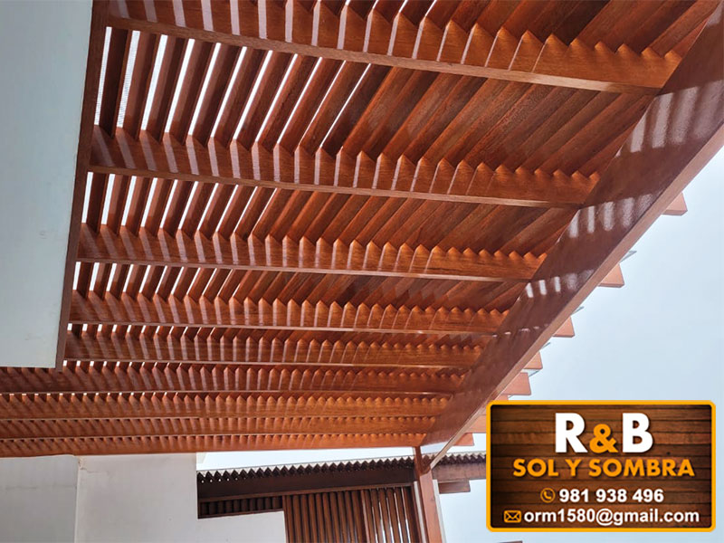 fabricación e instalación de escaleras de madera, techos de madera, techos sol y sombra, techos colgantes