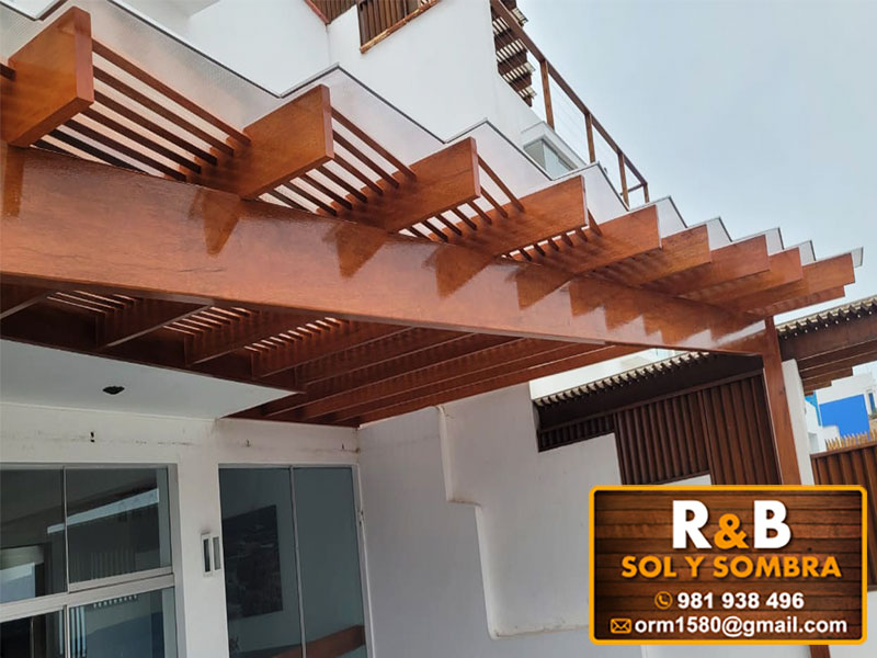 fabricación e instalación de escaleras de madera, techos de madera, techos sol y sombra, techos colgantes