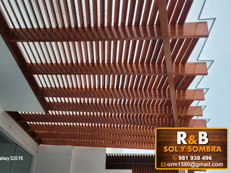 fabricación e instalación de escaleras de madera, techos de madera, techos sol y sombra, techos colgantes