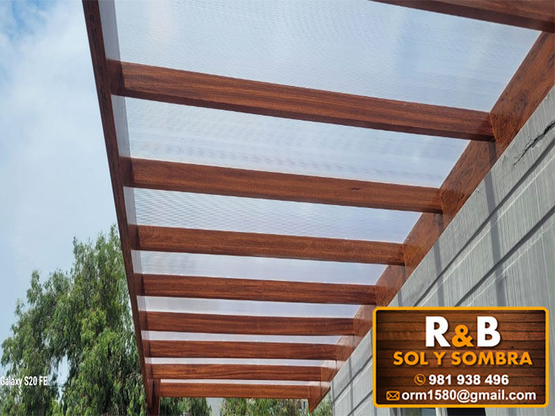 fabricación e instalación de escaleras de madera, techos de madera, techos sol y sombra, techos colgantes